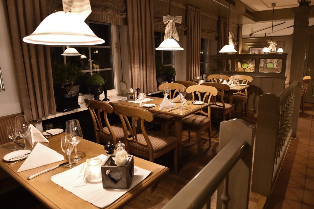 舍纳酒店和餐厅 佩纳 外观 照片